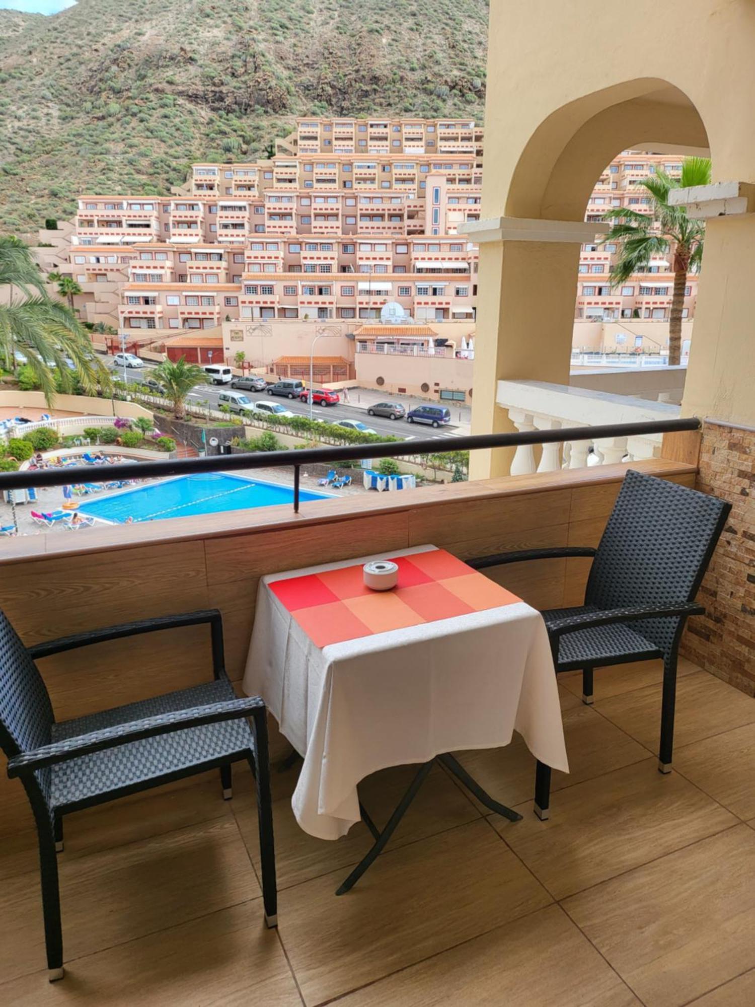 Tropic Apartments En Castle Harbour Лос-Крістіанос Екстер'єр фото