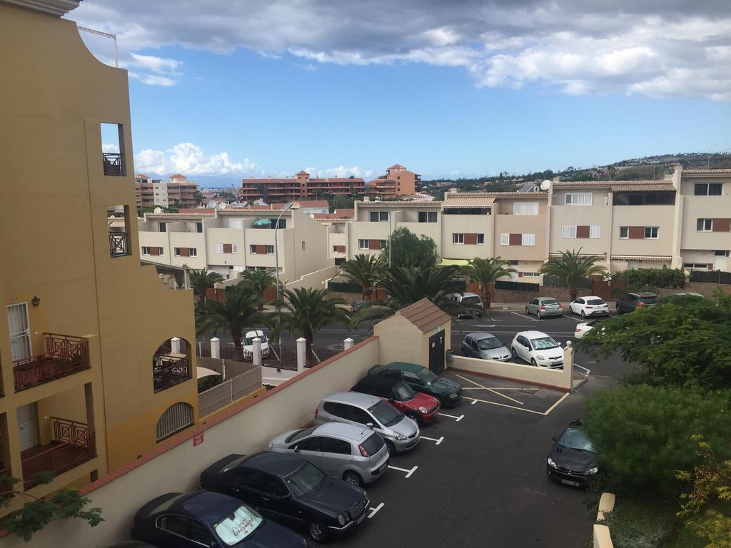 Tropic Apartments En Castle Harbour Лос-Крістіанос Екстер'єр фото